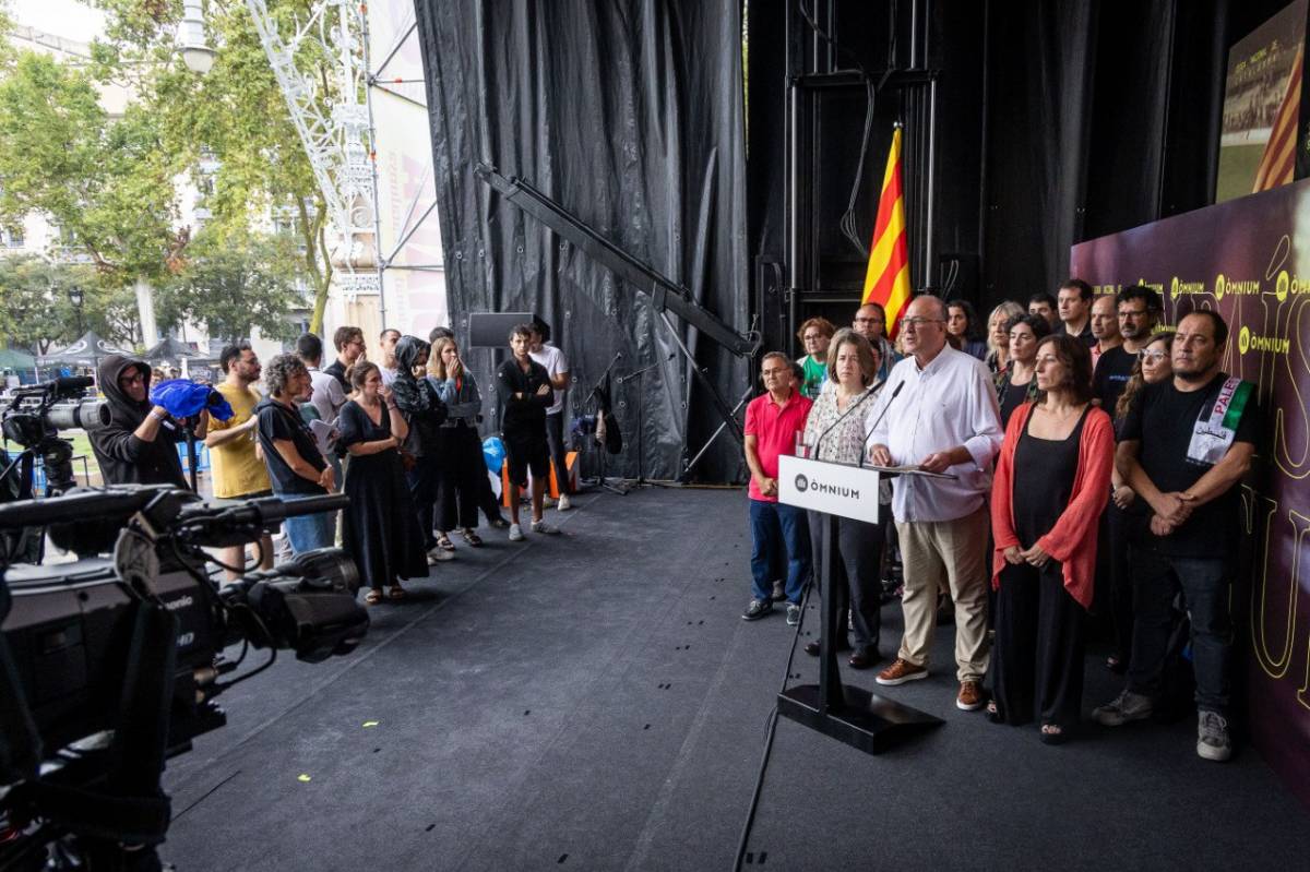 Òmnium revindica els grans consensos» davant del «còctel explosiu» dels extremismes