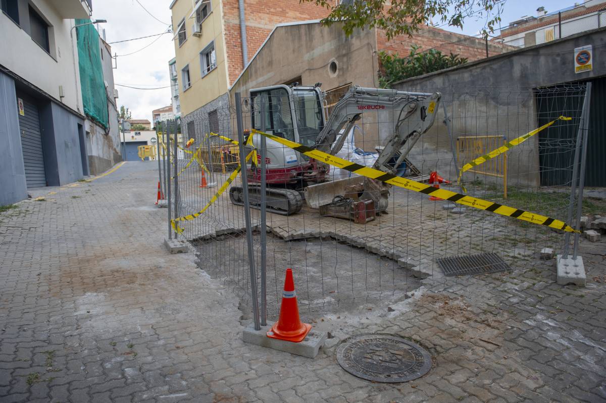 Tornen els esfondraments al barri de Sant Pere