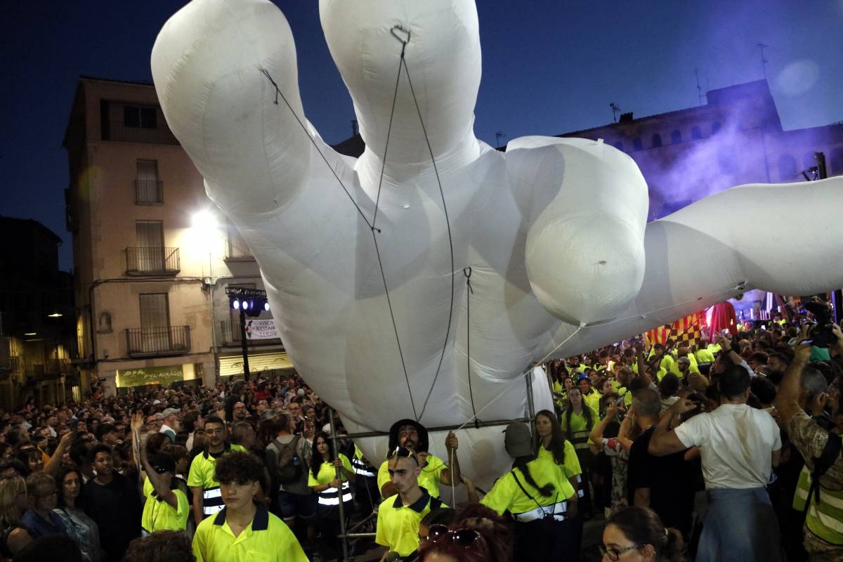 Tàrrega es converteix en partitura viva per donar el tret de sortida a la 45a Fira de Teatre al Carrer
