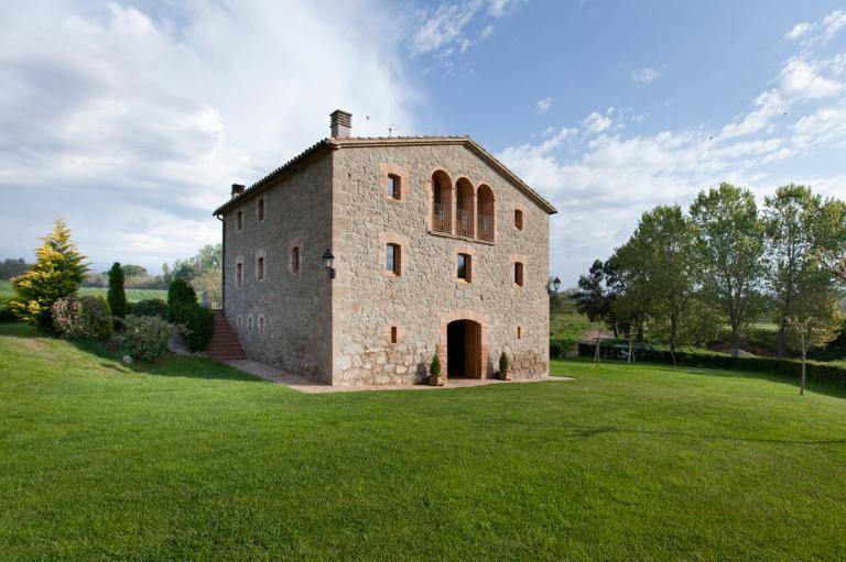 Cases rurals amb entorns naturals i tranquil·litat garantida 