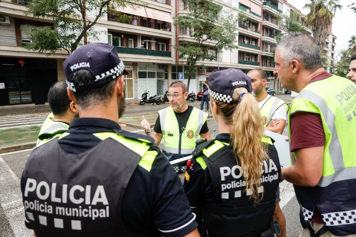 FOTOS | Recreen un accident greu a l'avinguda de Bejar