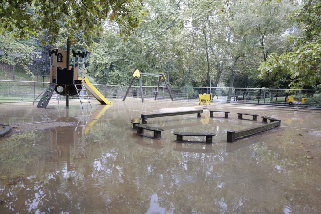 Cauen 46 mil·límetres d'aigua en una hora a Terrassa