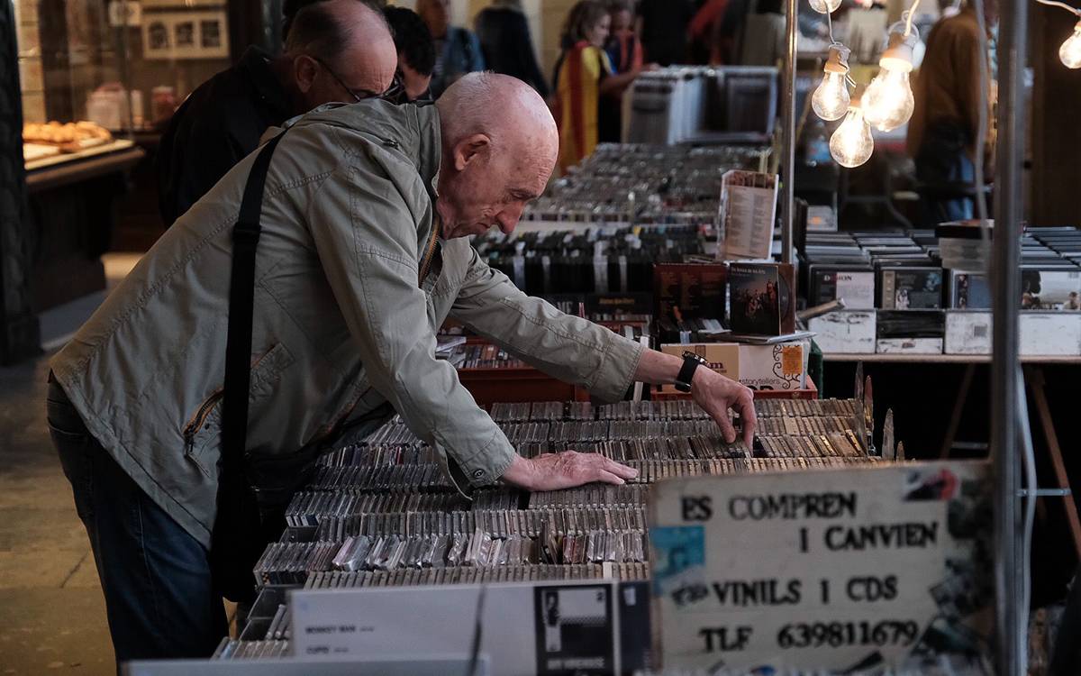 Mercat de Música Viva de Vic 2024: fira del disc. - Oriol Clavera Mercat de Música Viva de Vic 2024: fira del disc.