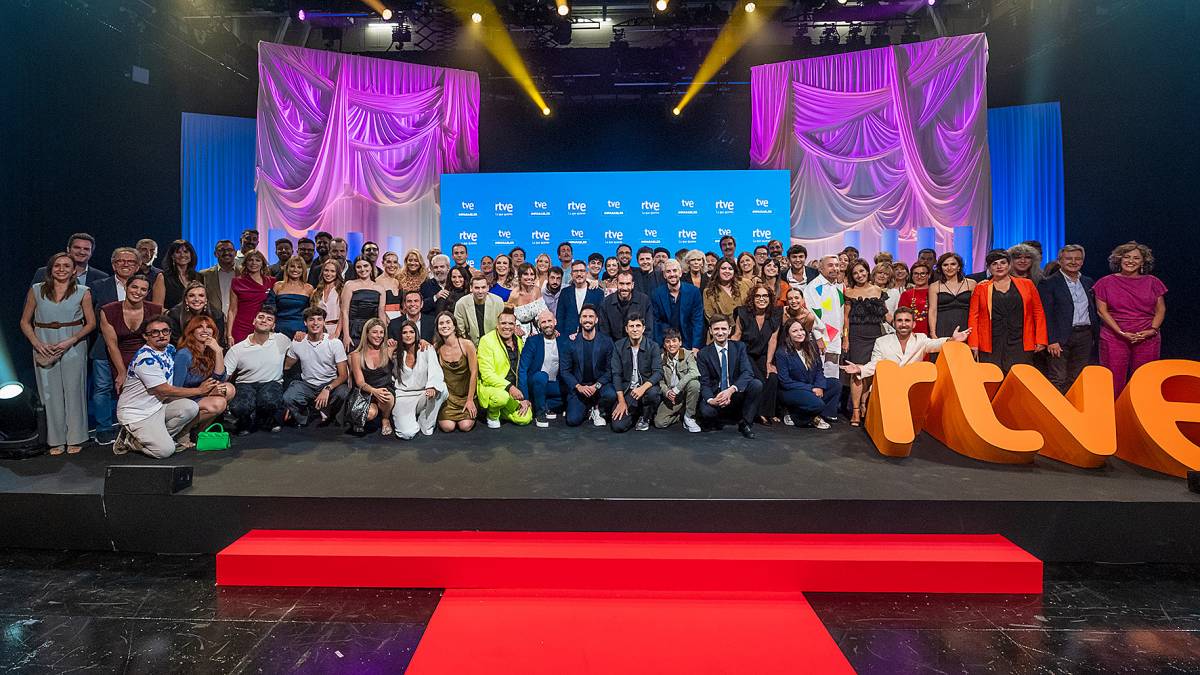 TVE ho aposta tot al vermell: així serà la nova programació en plena resistència de Sánchez