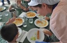 Imatge d'arxiu d'un menjador escolar - 