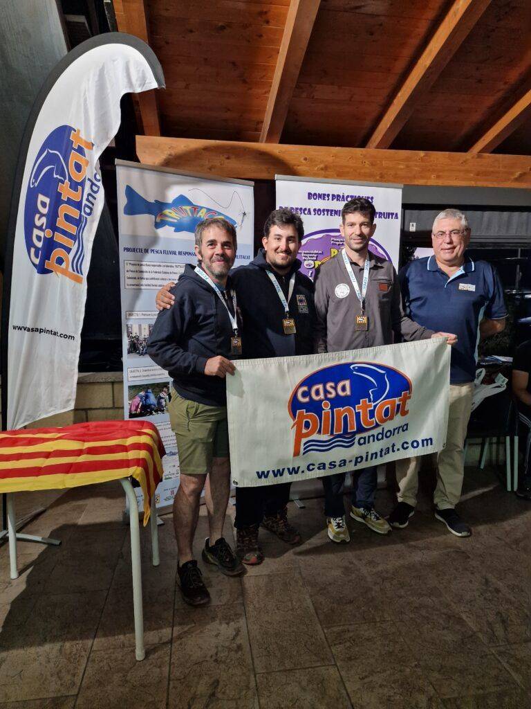 Jaume Cots i Xavier Torrecillas del Club de Pescadors de Solsona pugen al podi 
