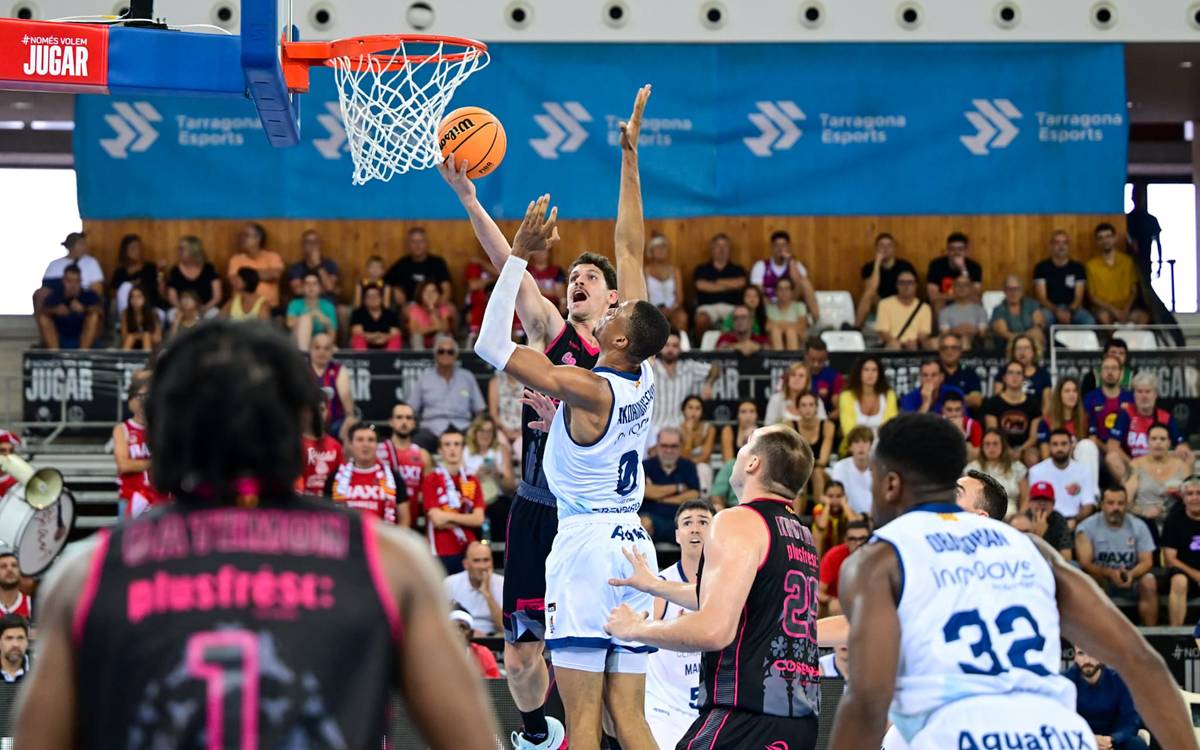 El Baxi Manresa fa el primer pas cap a la final de la Lliga Catalana (90-95)