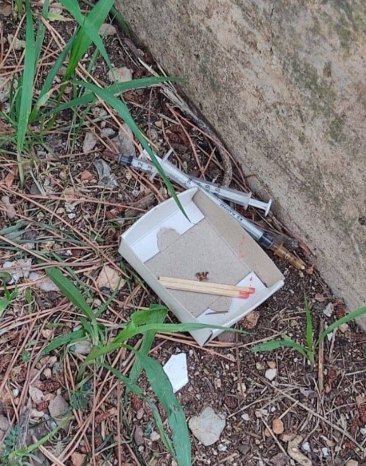 Malestar per xeringues utilitzades al barri de la Roureda de Sabadell