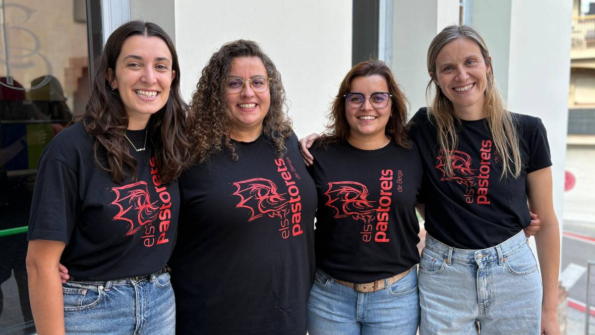 Quatre actrius entomen les regnes dels Pastorets de Berga