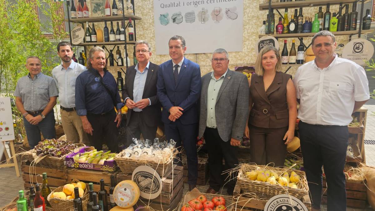 Lleida es menja Barcelona: el TastaLleida porta el Pirineu i Ponent al mercat de Sant Antoni