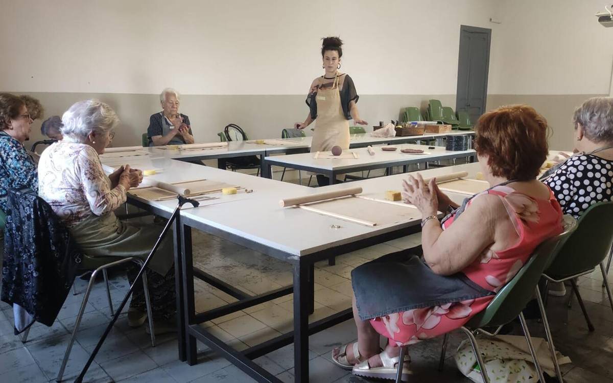 Manresa arrenca el curs cultural als barris amb tallers, exposicions i activitats per a tots els públics