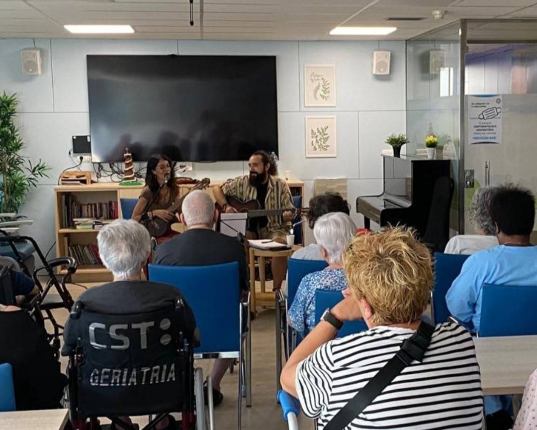 El CST incorpora la música com a eina terapèutica en l’atenció als pacients