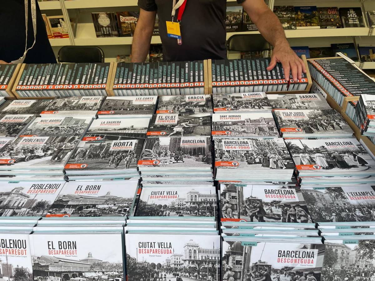 Diversos llibres de la col·lecció Catalunya Despareguda - Pau Espí Diversos llibres de la col·lecció Catalunya Despareguda
