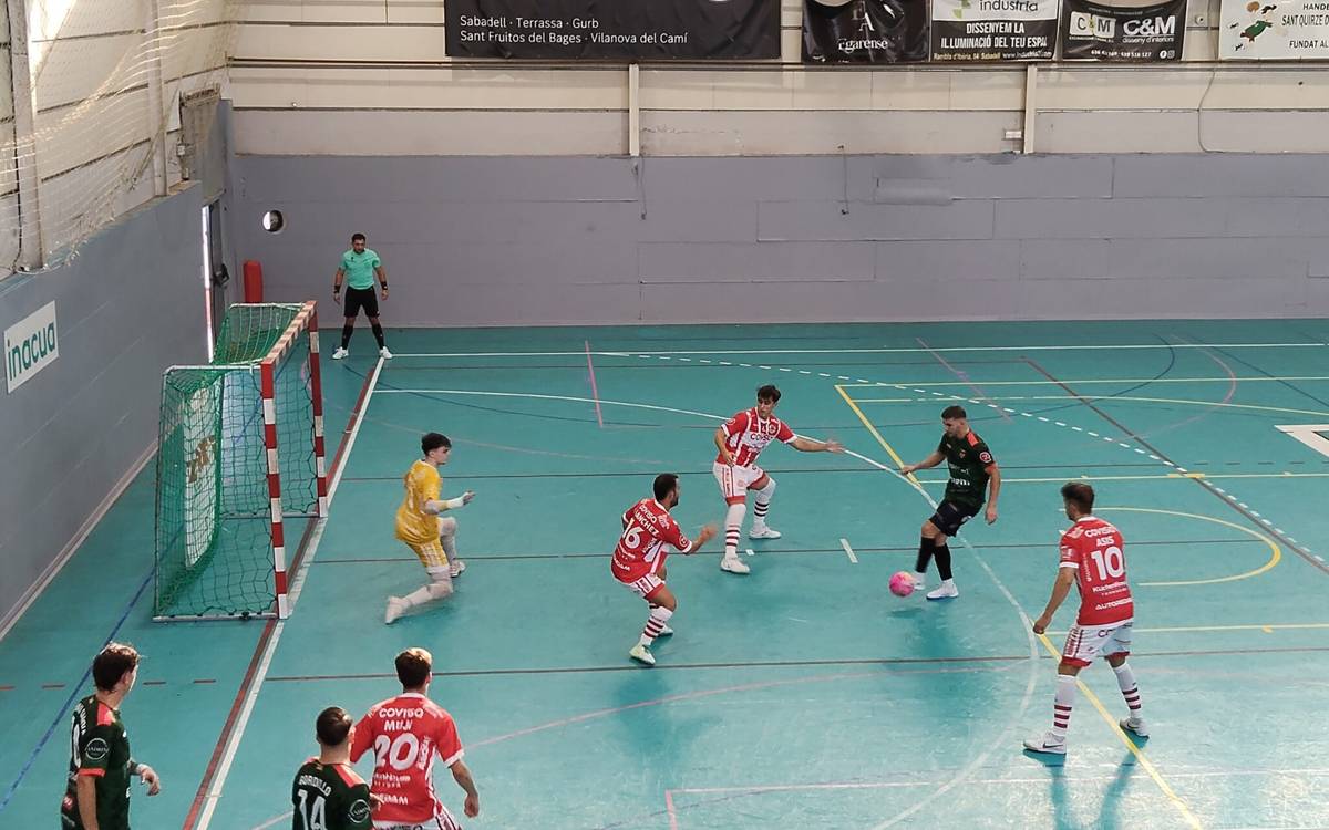 El Covisa Manresa perd a Sant Quirze i continua sense puntuar a Segona B