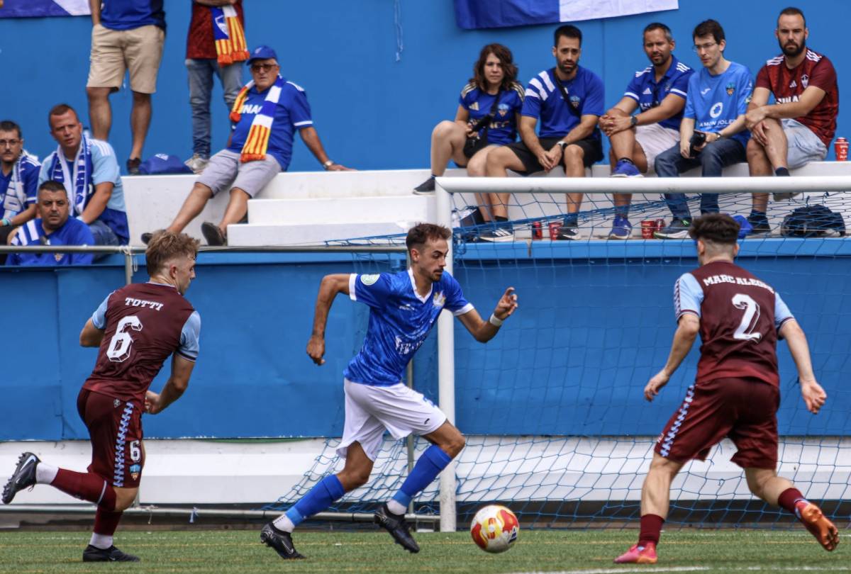 Imatge del partit del Lleida CF contra el Grama - Fundació Esportiva Grama