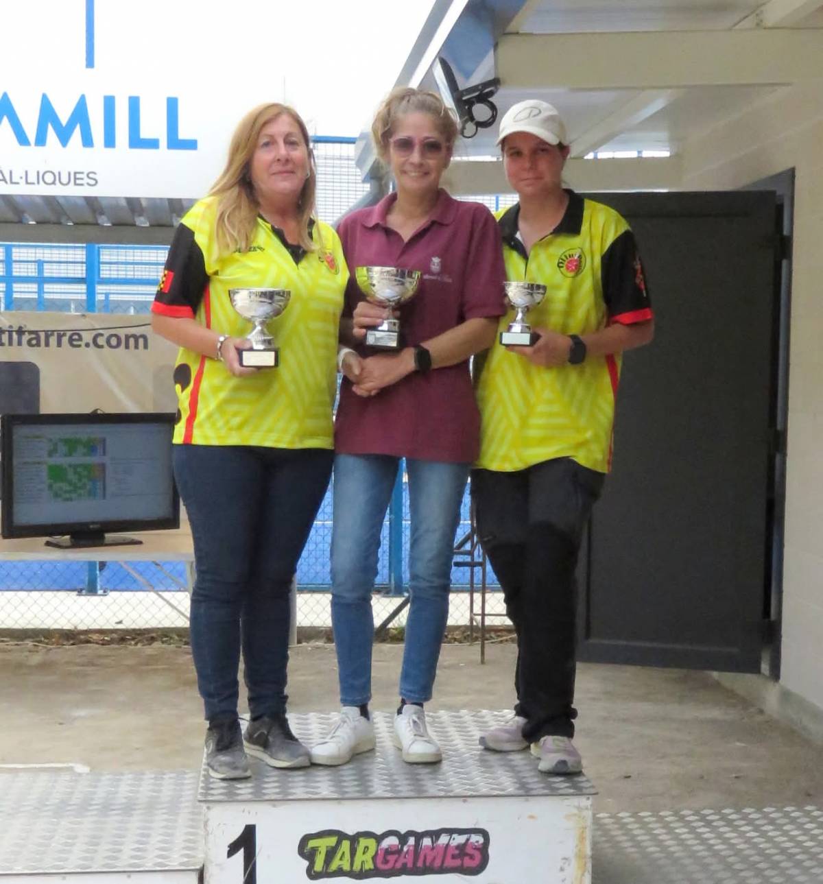 Gemma Xuriguera del CB Ponts Campiona, Marisa Díaz 2a i Mariona Trullols 3a del CB Olius - Gemma Xuriguera del CB Ponts Campiona, Marisa Díaz 2a i Mariona Trullols 3a del CB Olius