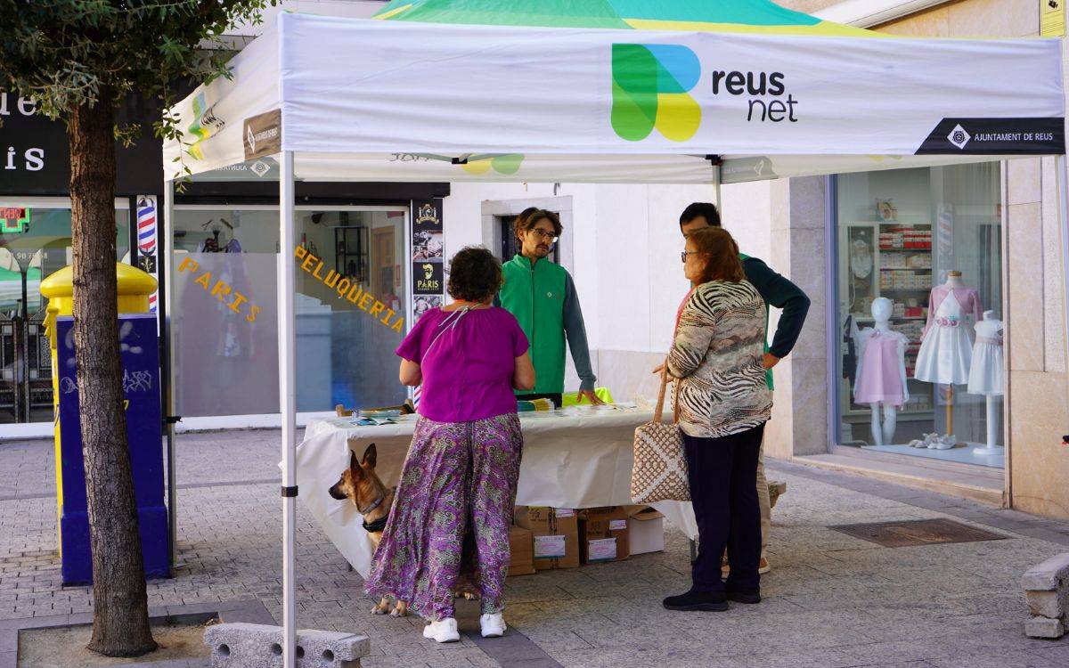 Reus impulsa una campanya per millorar l'ús de la recollida pneumàtica de residus