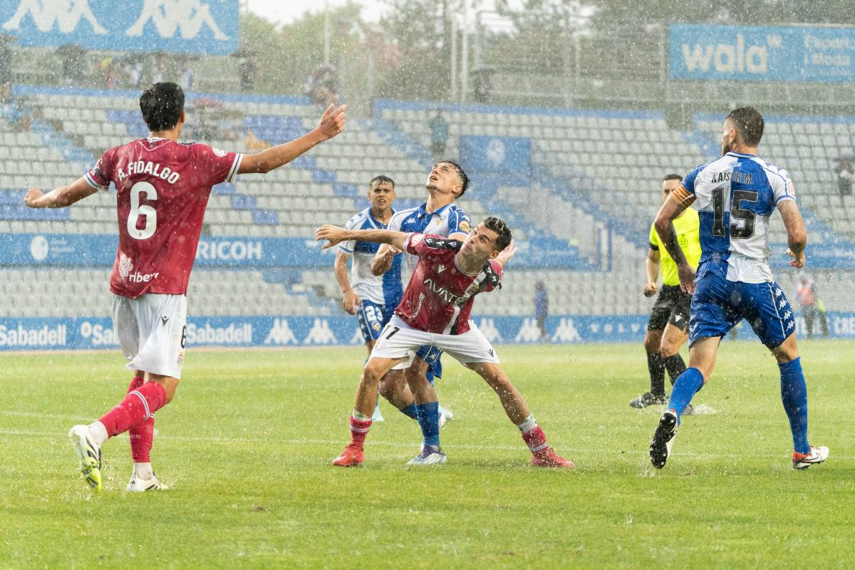 El CE Sabadell rep el Cartagena amb el lideratge del grup en el punt de mira