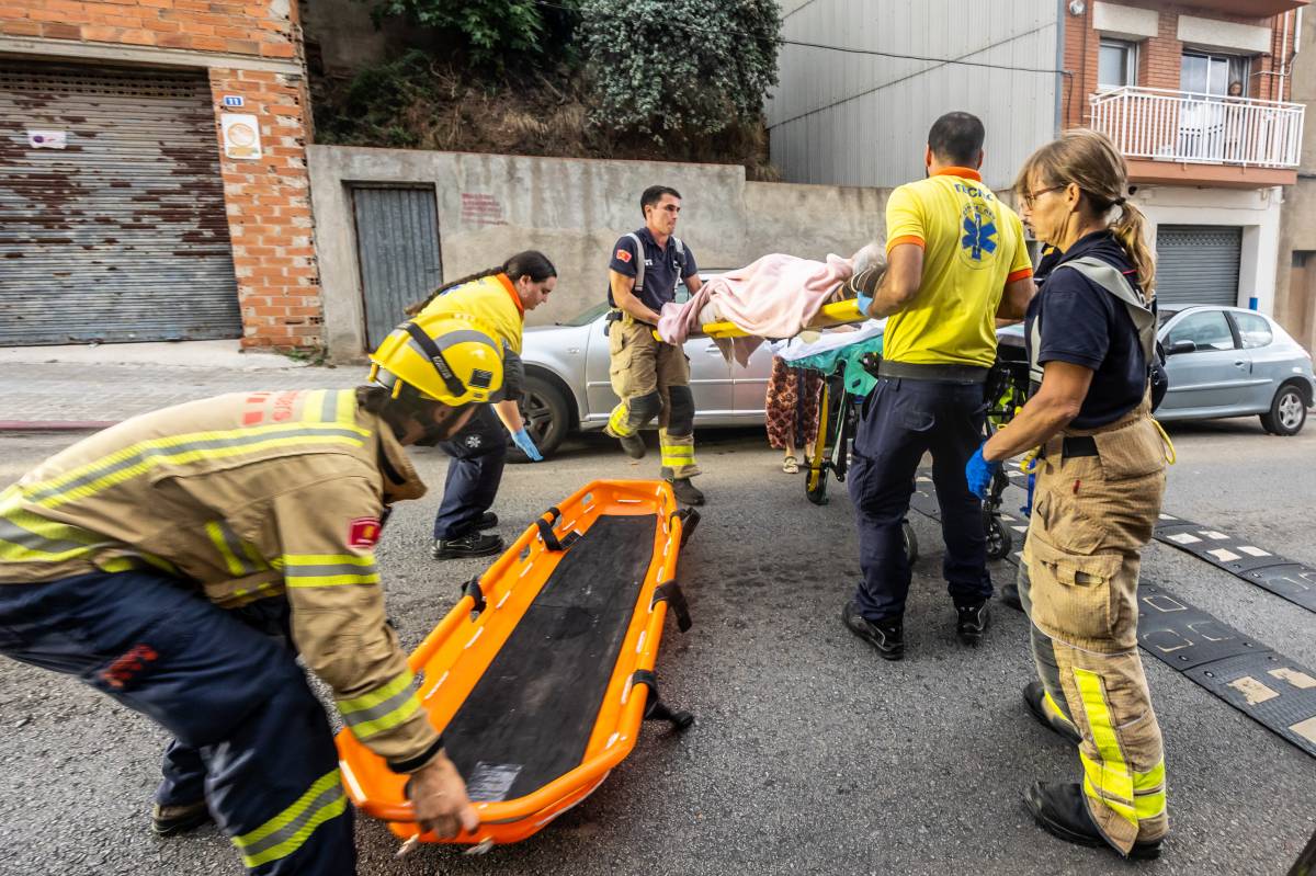 Rescat d`una dona a Sabadell - Juanma Peláez Rescat d`una dona a Sabadell