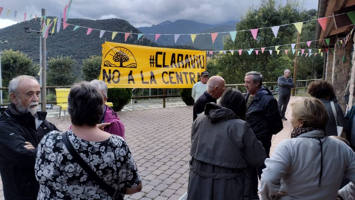 Els opositors a la central reversible de la Baells demanen una consulta vinculant