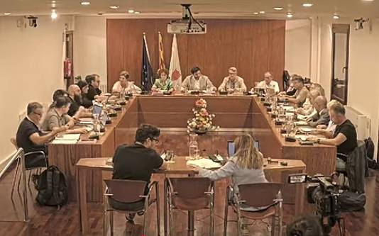 Imatge del ple de l'Ajuntament de Manlleu del setembre de 2025. - 