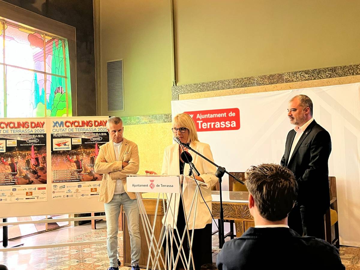 Belén Zafra, durant la seva intervenció a la roda de premsa