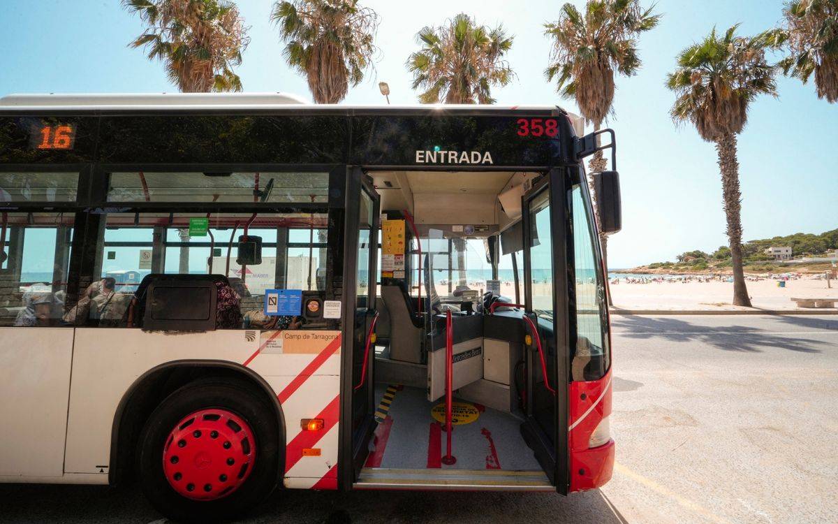Un estiu amb rècord d'usuaris en la línia de platja de l'EMT de Tarragona