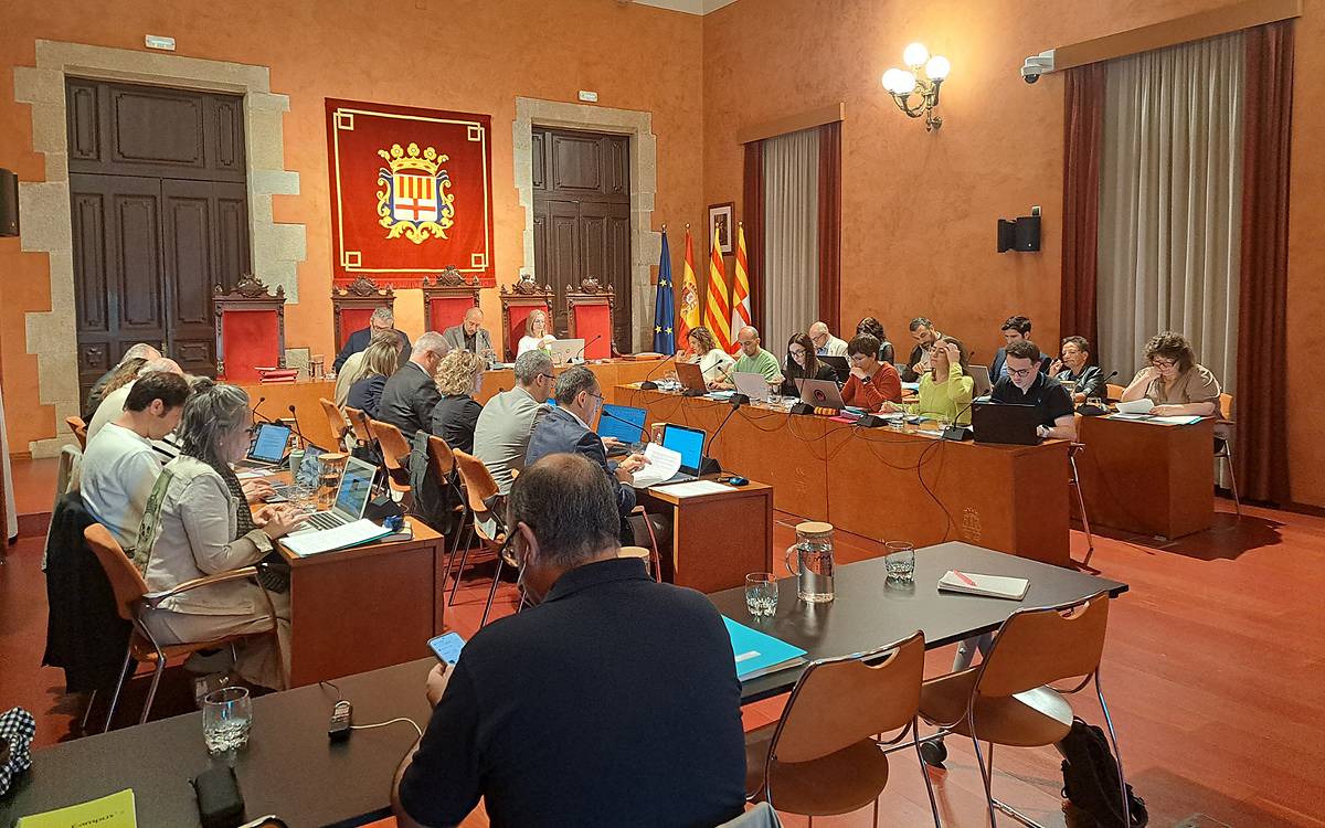 Manresa aprova la nova zona de baixes emissions, reduïda i inactiva fins al 2028