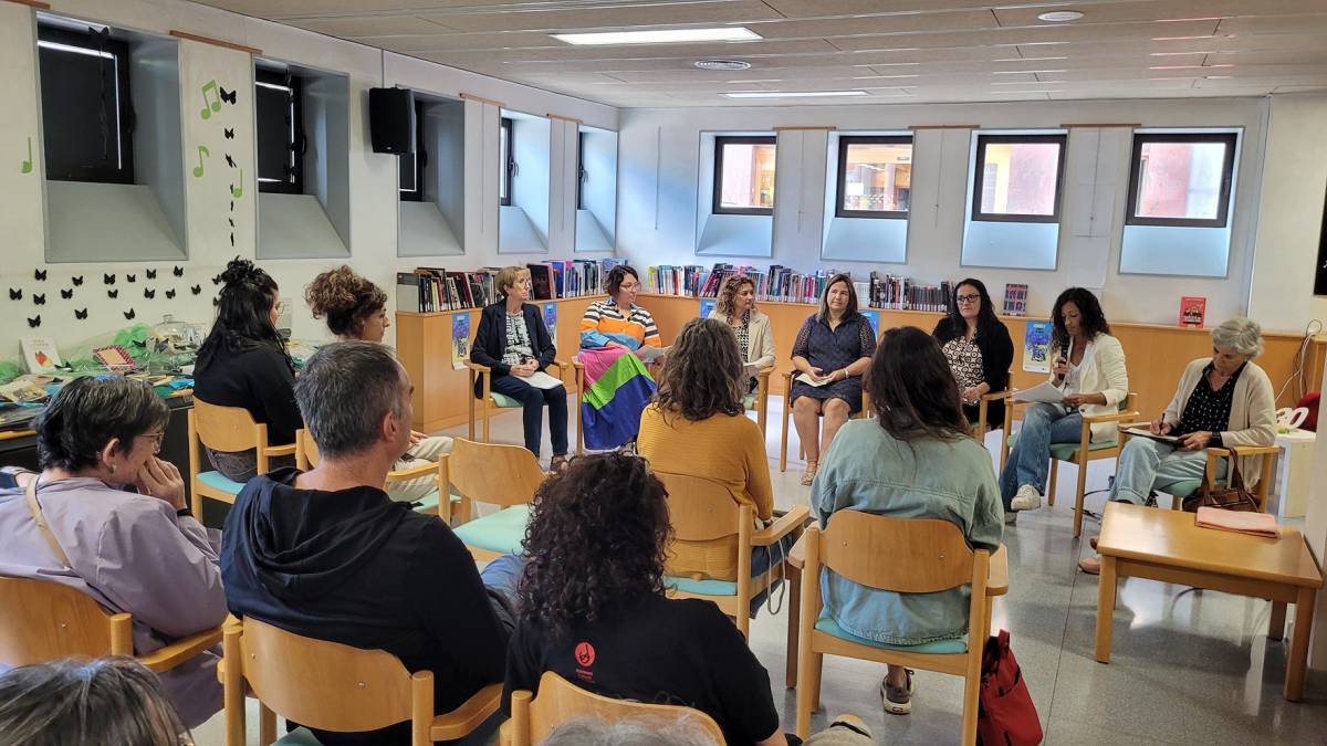 L'acte inaugural de l'agenda d'activitats per commemorar el Dia de la Salut Mental aquest 2025 - Lídia López