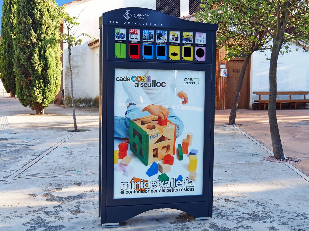 Súria amplia la xarxa de minideixalleries amb una nova instal·lació al barri de Salipota