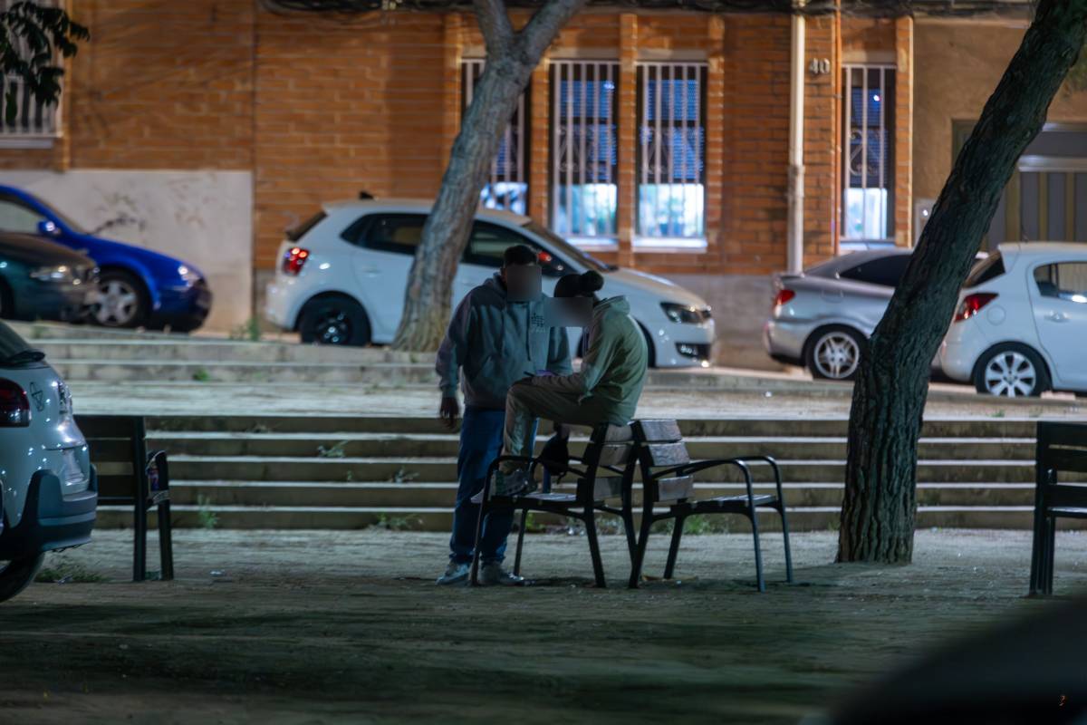 “És del tot impossible dormir a aquest barri”