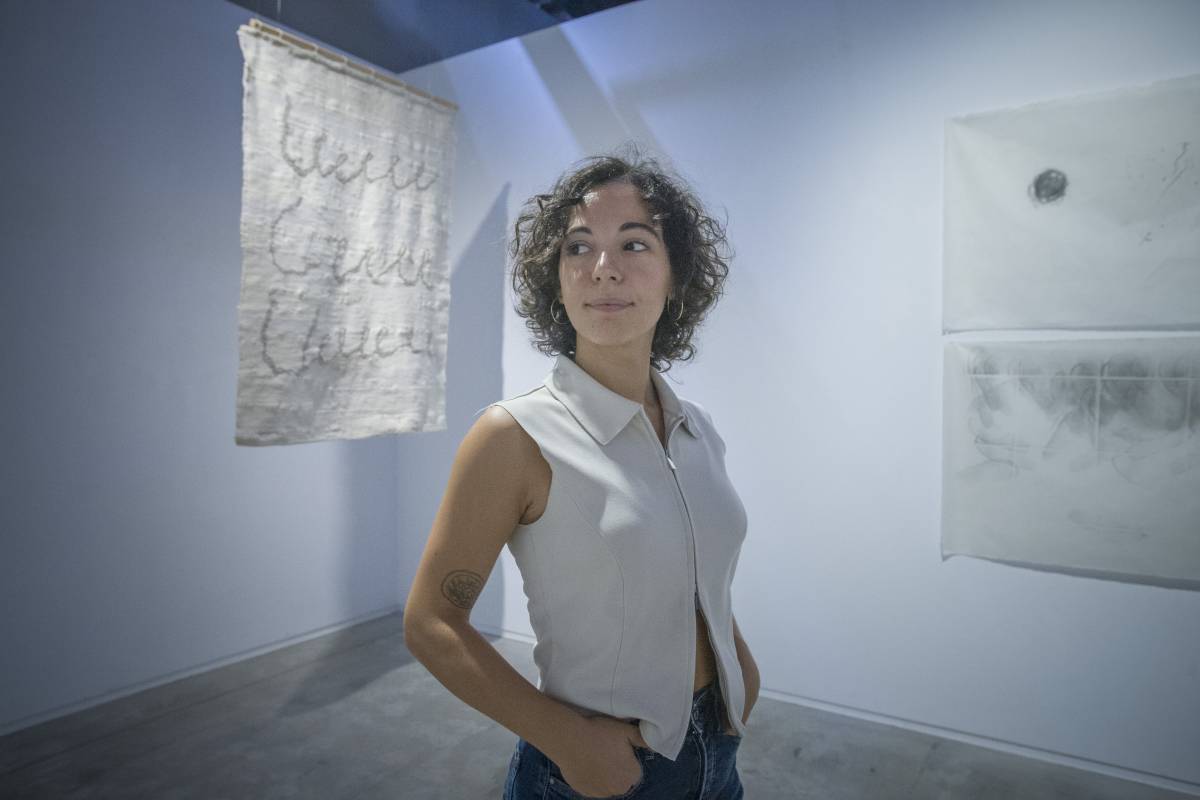 Helena Laguna, l'artista de Terrassa que ret homenatge a la seva àvia i les migas de la Manxa 