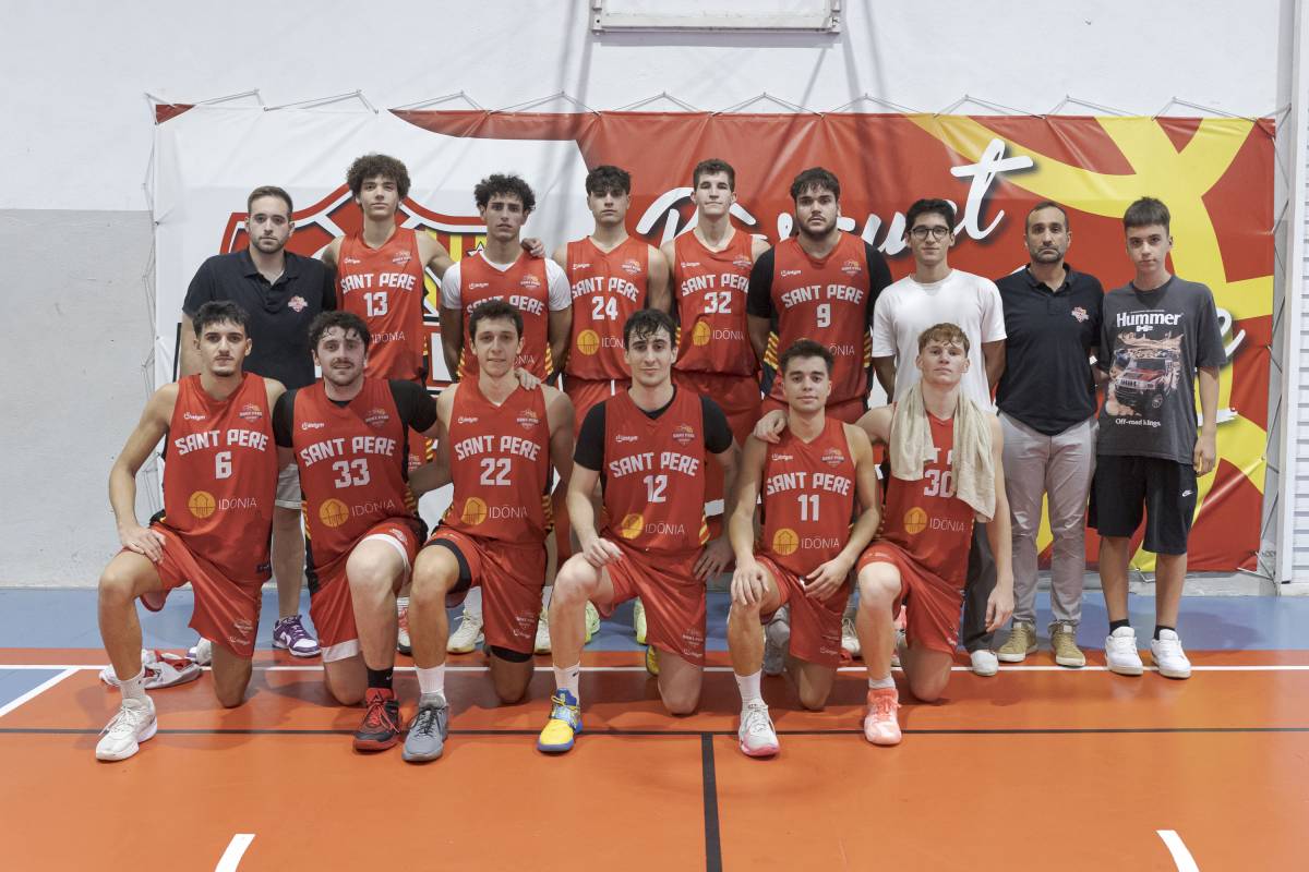 Plantilla del primer equip masculí del Bàsquet Sant Pere