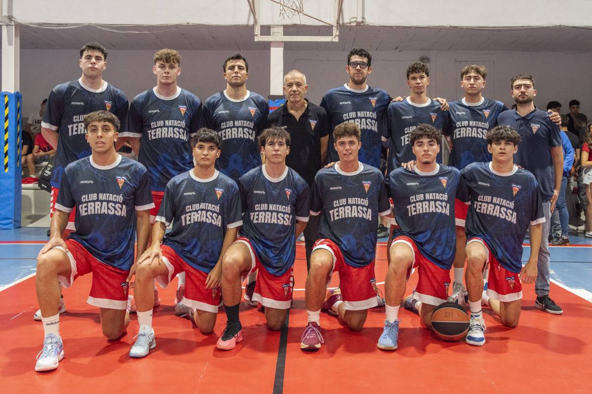 Plantilla del primer equip masculí del Bàsquet Sant Pere