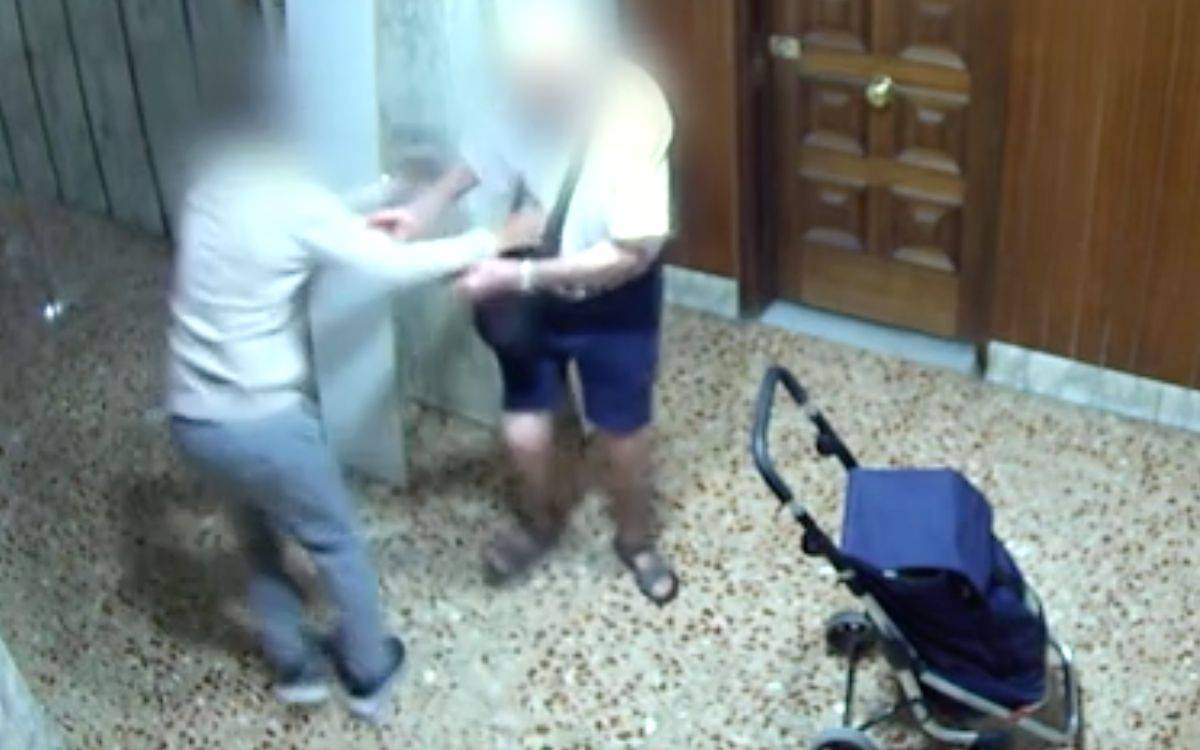 Detingut un lladre multireincident per sis robatoris a gent gran a Barcelona i Tarragona