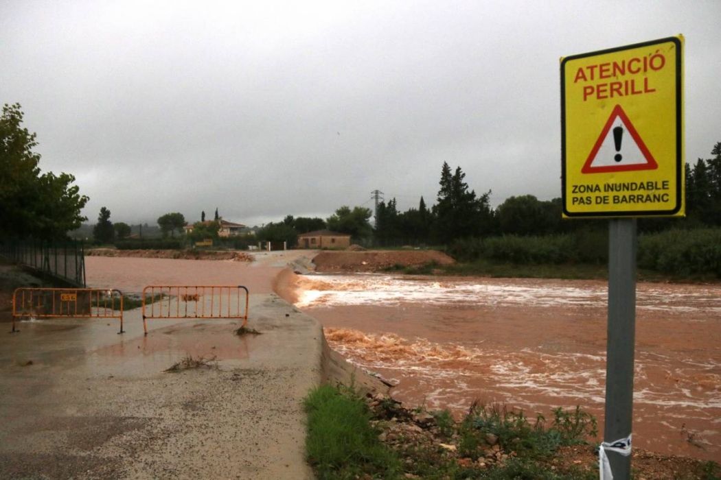 En quins casos Protecció Civil envia alertes als mòbils per inundacions?