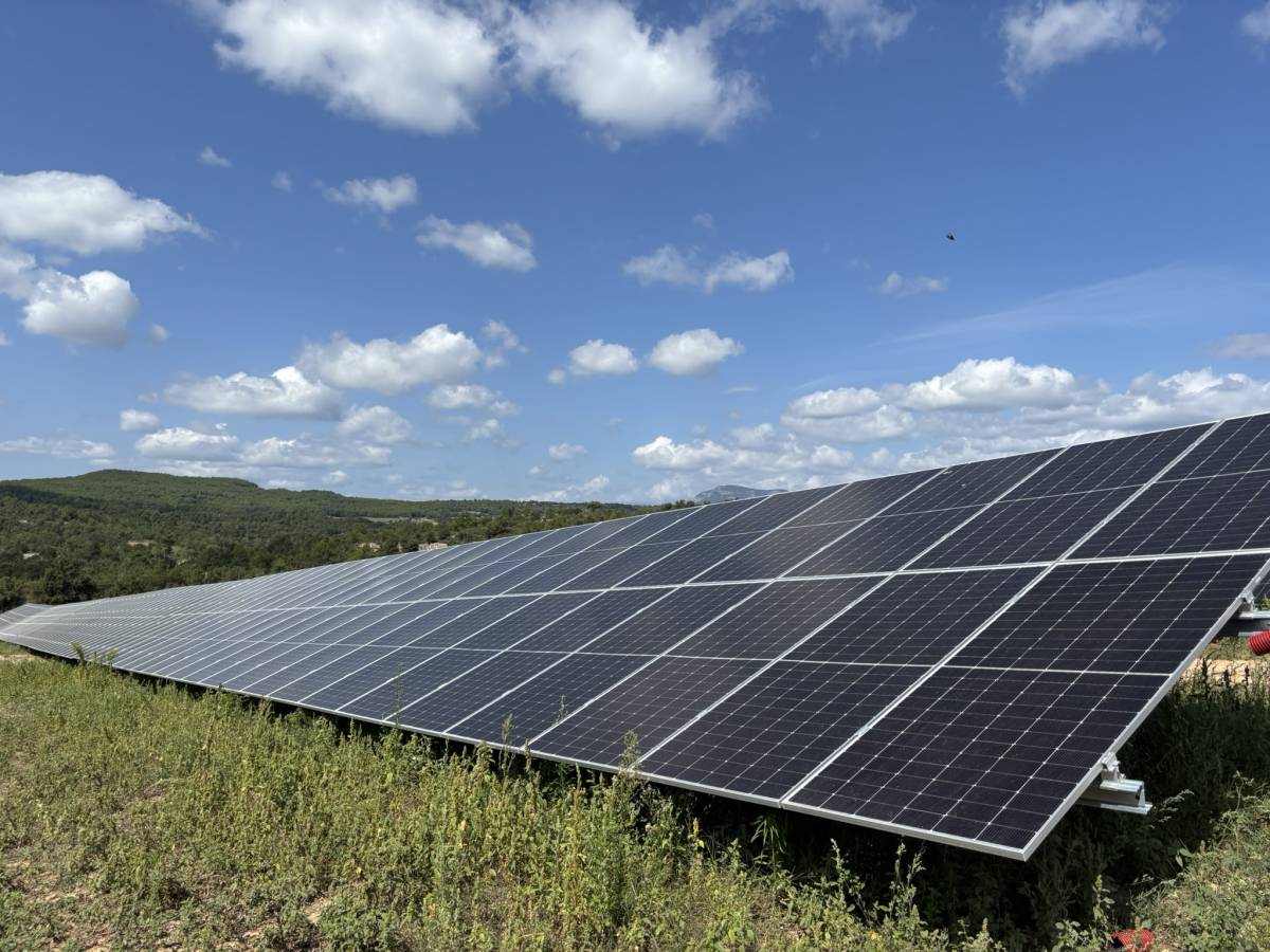 El parc solar de Casserres que adquirirà L`Energètica pública