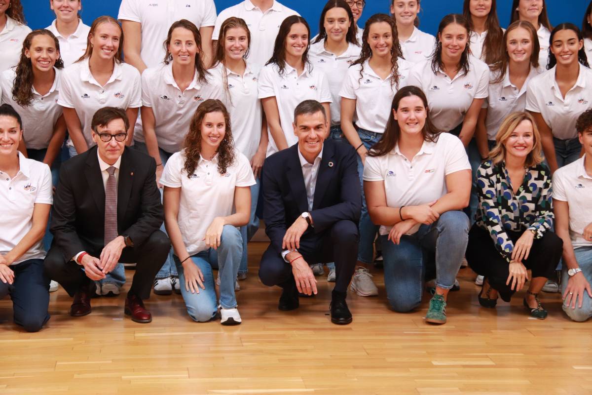 Pedro Sánchez visita el CAR de Sant Cugat
