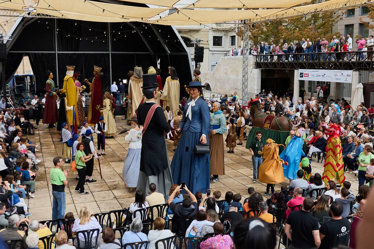Les Festes de Tardor omplen el Centre Històric de Lleida amb tradició, música i jovent