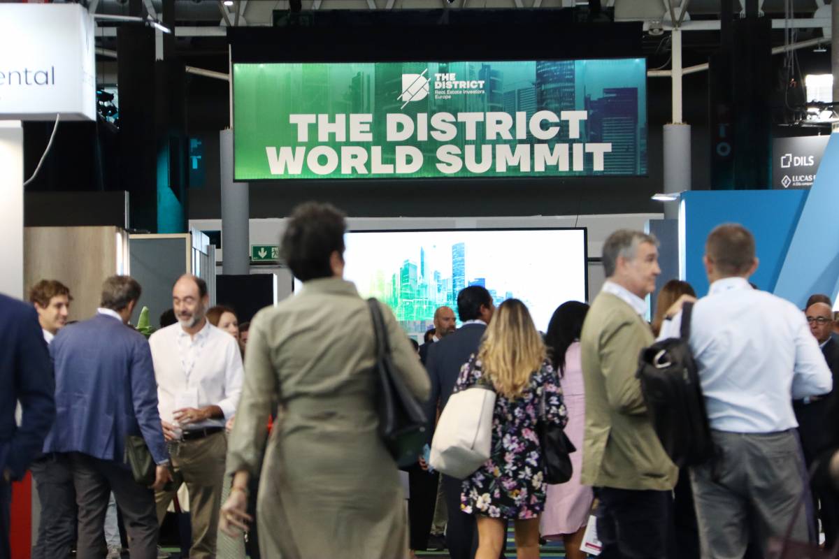 Inversors immobiliaris critiquen l’excés de regulació al The District : «Barcelona està paralitzada»
