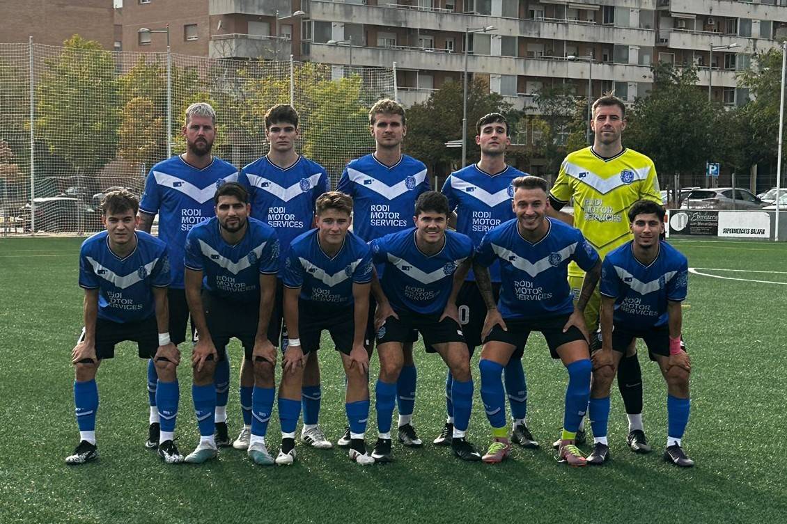 Al darrere, Cèsar, Raül, Modestas, Marçal i Jaume; al davant, Robert, Abdel, Sergi Vendrell, Adrià, Pau i Ilias - Francesc Pujol