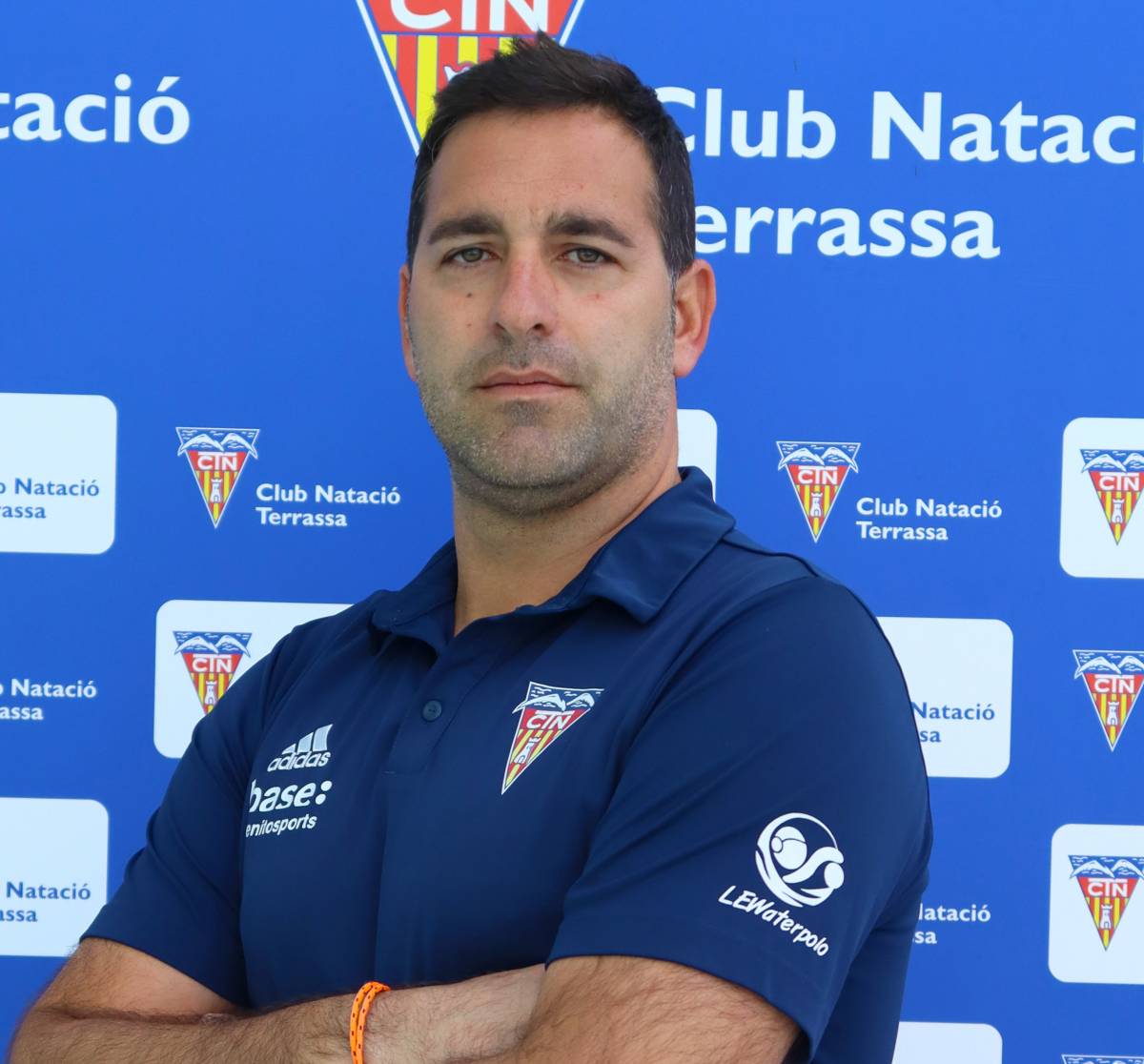 El manresà Sergi Mora afronta la seva primera temporada com a entrenador del CN Terrassa - 