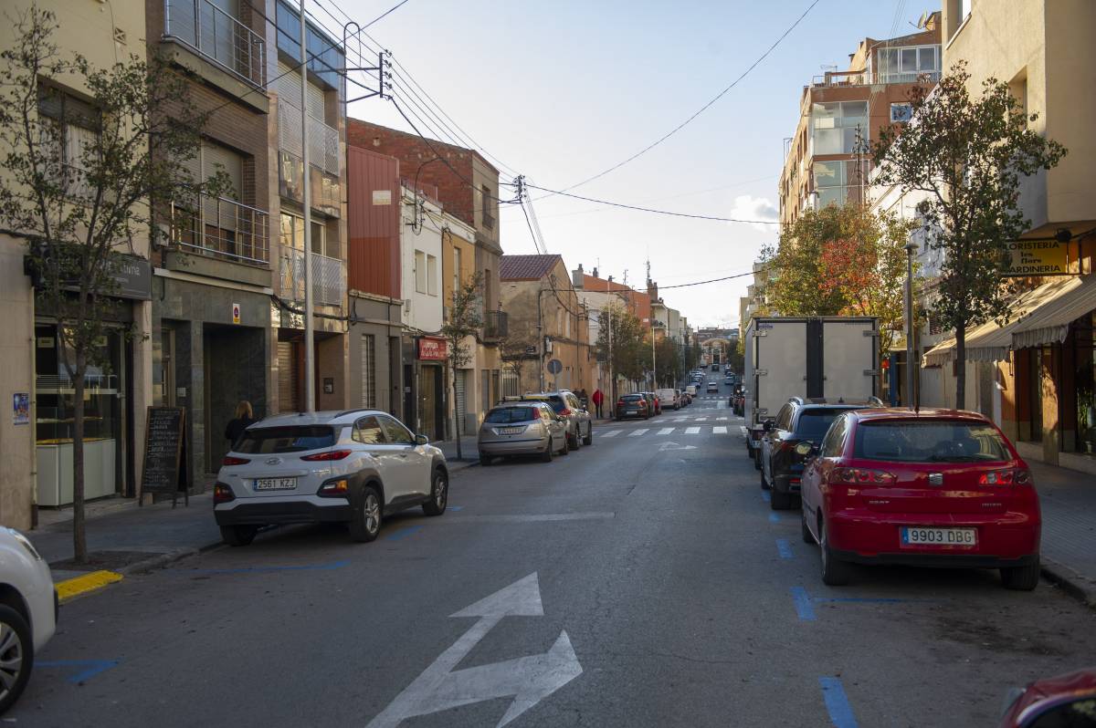 Volen garatges als baixos buits del carrer Ample 