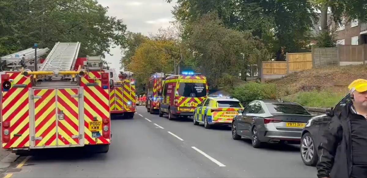 Atac en una sinagoga a Manchester amb un atropellament múltiple i diversos apunyalaments