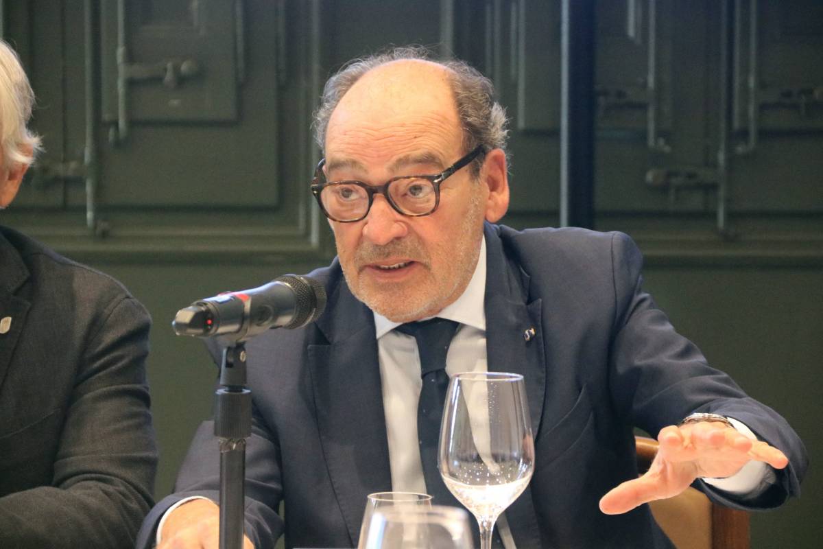 Els accionistes minoritaris del Sabadell apunten "possibles acords ocults" entre l'inversor David Martínez i el BBVA