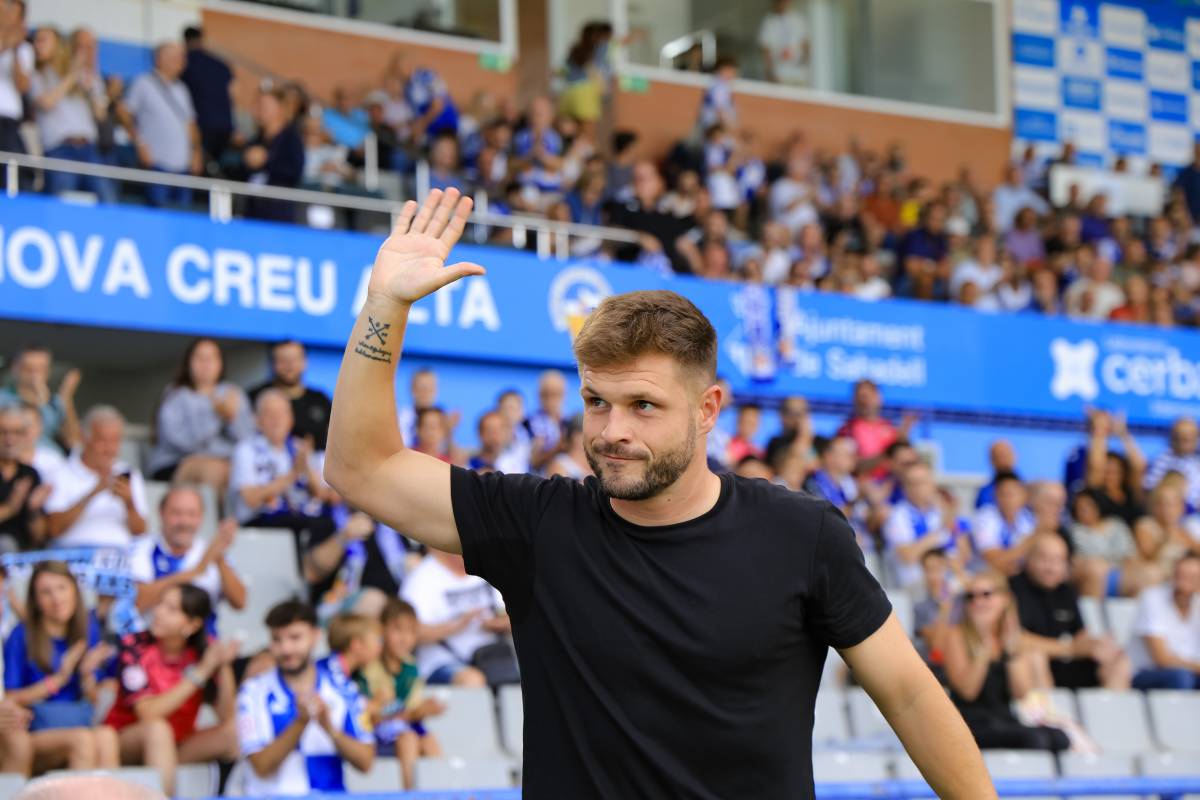 Costa ha connectat amb l`afició des del primer dia