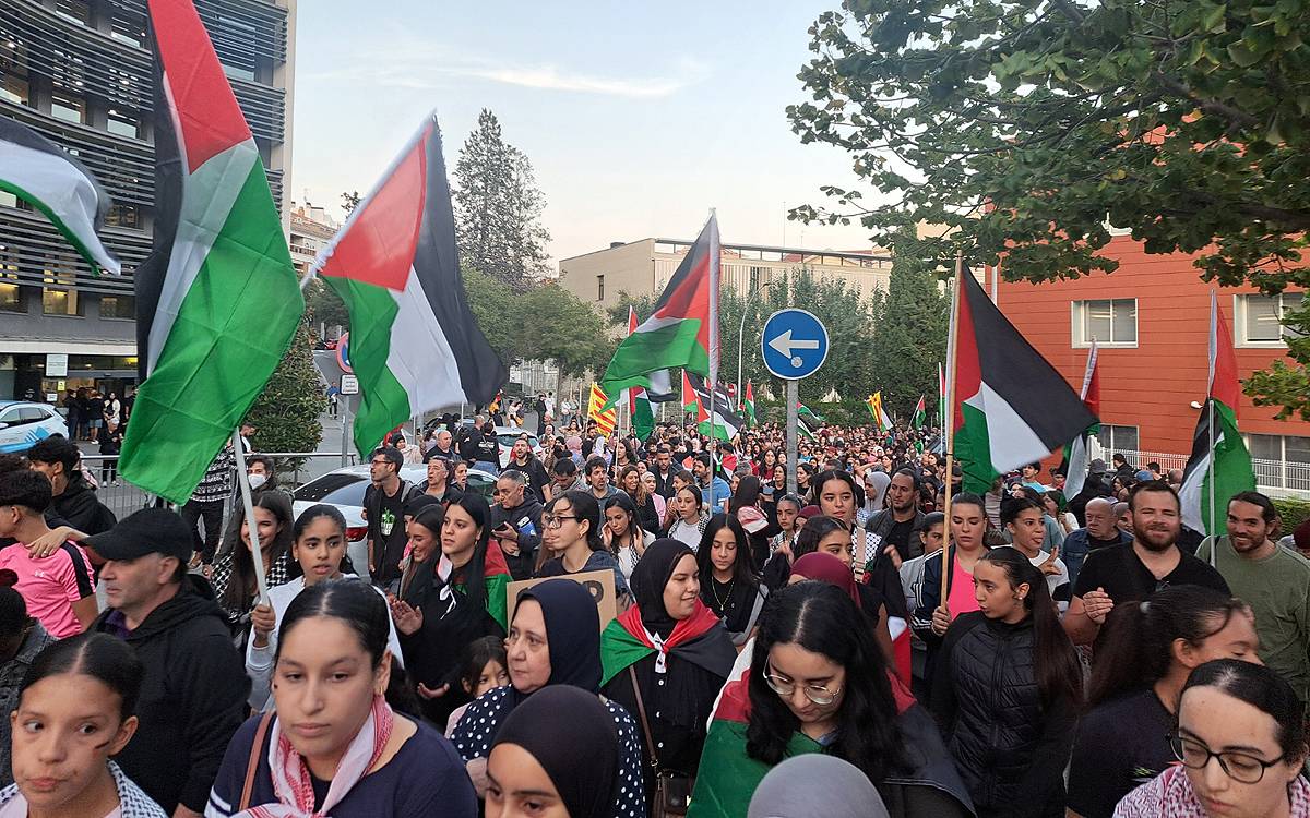 Manifestació a Manresa contra l`assalt d`Israel a la Global Sumud Flotilla