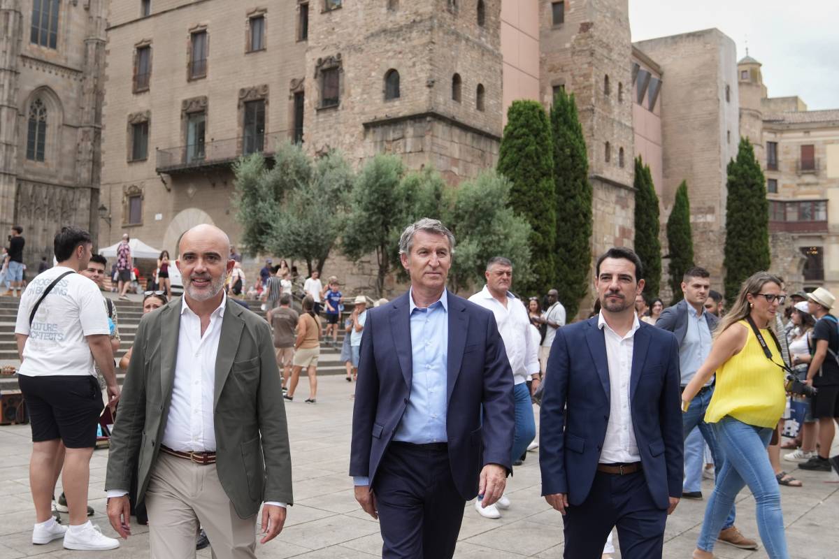 Guerra total al PP de Barcelona