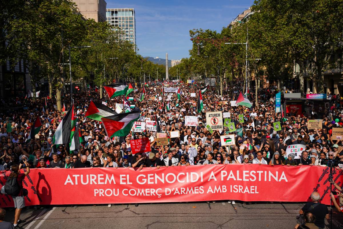 Clam per Palestina a Barcelona: 50.000 manifestants contra el genocidi