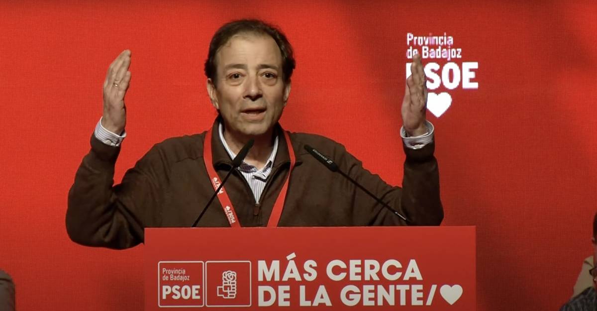 Mor Guillermo Fernández Vara, expresident socialista d'Extremadura, als 66 anys